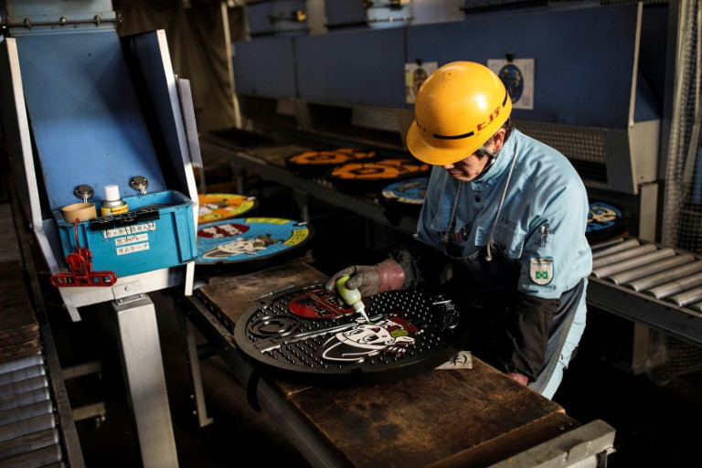 ญี่ปุ่นเปลี่ยนฝาท่อน้ำทิ้งเป็นงานศิลปะสุดน่ารัก