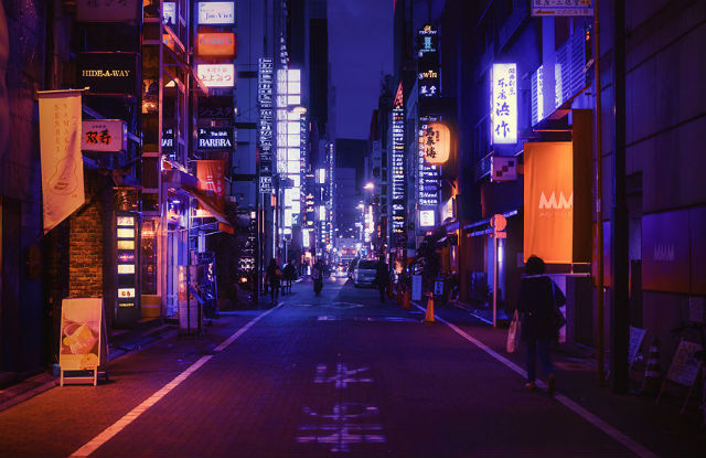 ภาพถ่ายกรุงโตเกียว ยามค่ำคืน