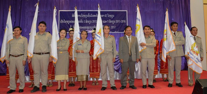 ມອບນາມມະຍົດໃຫ້ 42 ໂຮງຮຽນປອດສິ່ງເສບຕິດ