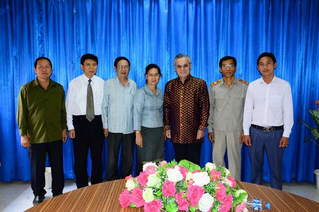 ສົກໜ້າ ມລ ທຸລະກິດ ແລະ ເຕັກໂນໂລຢີ ຮ່າໂນ້ຍ ຈະຮັບນັກສຶກສາຊຽງຂວາງໄປຮຽນຕໍ່ແບບບໍ່ຈຳກັດ