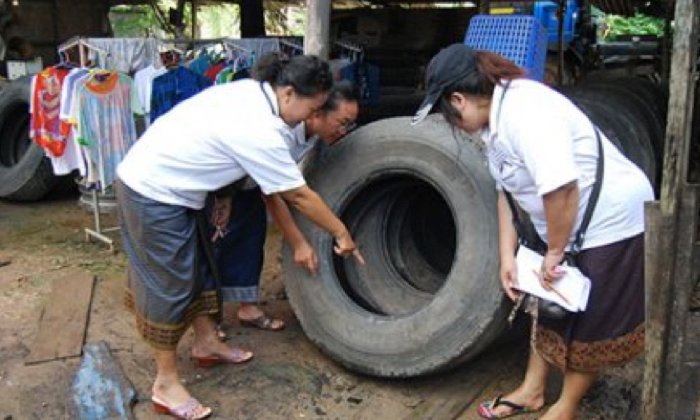 ລັດຖະມົນຕີກະຊວງສາທາລະນະສຸກ ເນັ້ນໃຫ້ແພດໝໍເອົາໃຈໃສ່ປິ່ນປົວຄົນເຈັບຜູ້ຕິດເຊື້ອໄຂ້ຍຸງ