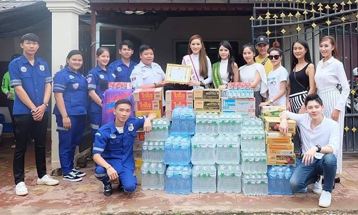 ນາງງາມໃຈບຸນ! ເຈນນີ້ Miss World Laos 2017 ນຳທີມມອບເຄື່ອງບໍລິຈາກແກ່ຜູ້ປະສົບໄພນໍ້າຖ້ວມ