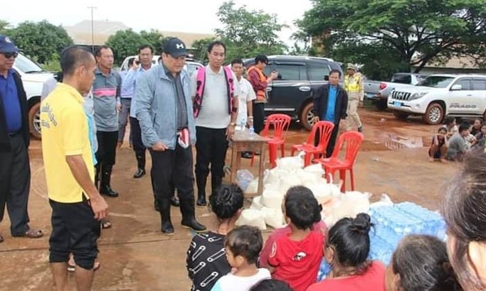 ທ່ານ ສອນໄຊ ສີພັນດອນ ບິນດ່ວນລົງປາກເຊຕິດຕາມຜົນກະທົບໄພພິບັດນໍ້າຖ້ວມ