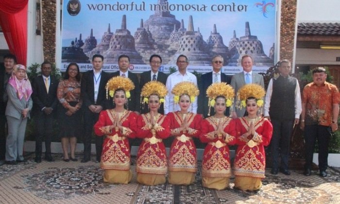 ເປີດສູນວາງສະແດງວັດທະນະທໍາ ອິນໂດເນເຊຍ ເຂົ້າຊົມໂດຍບໍ່ເສຍຄ່າ
