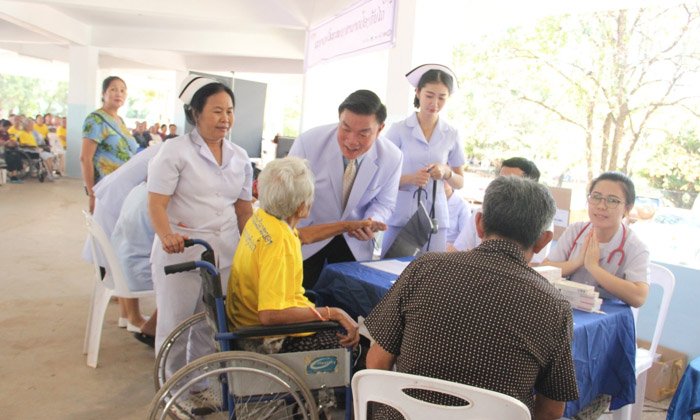 ປະຊາຊົນ 300 ກວ່າຄົນ ໄດ້ຮັບການກວດສຸຂະພາບໂດຍບໍ່ເສຍຄ່າ ຊອກຫາພະຍາດເສັ້ນເລືອດສະໝອງ