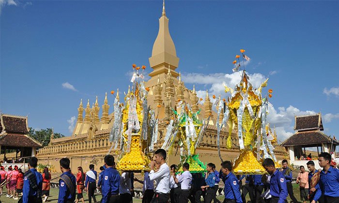 ຄວາມເປັນມາ ແລະ ພື້ນຕຳນານການແຫ່ຜາສາດເຜິ້ງ ໃນບຸນນະມັດສະການພະທາດຫຼວງວຽງຈັນ
