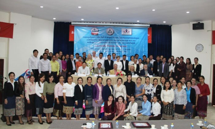 ສະມາຄົມແພດຊ່ຽວຊານເວດຊສາດຄອບຄົວ ແລກປ່ຽນບົດຮຽນ ໃນການປິ່ນປົວຄົນເຈັບຢູ່ເຂດຫ່າງໄກສອກຫຼີກ
