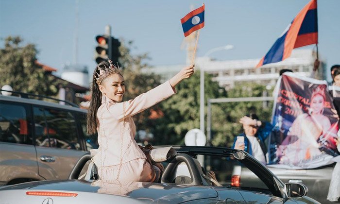 ຕ້ອນຮັບ "ລັດດາພອນ" Miss Crystal Angel International 2019 ກັບສູ່ປະເທດລາວຢ່າງອົບອຸ່ນ