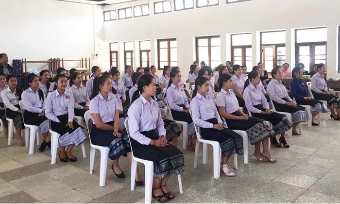 42 ນ້ອງນາງສາວມອບຫຼຽນ ກຽມພ້ອມຮັບໃຊ້ງານມະຫະກຳກີລາແຫ່ງຊາດ “ຊຽງຂວາງເກມ”