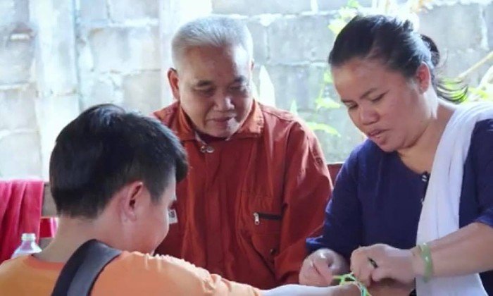 ປ່ອຍແລ້ວ!! ເອັມວີເພງ “ເພື່ອຄົນທາງນັ້ນ” ຂອງ ໜຸ່ມແພງ ຜູ້ໄທເມືອງວັງ