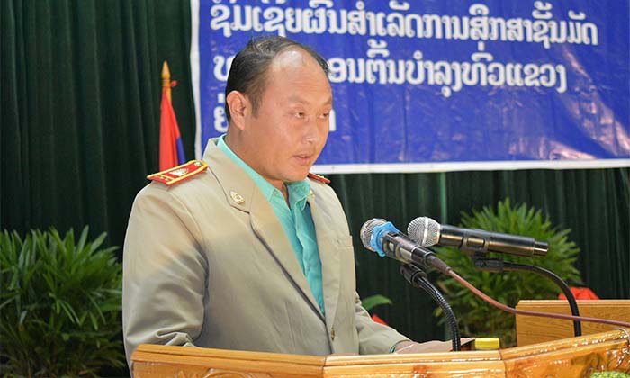 “ຫຼ້າ ວັນນະຮັກ” ຄູອາສາສະໝັກດີເດັ່ນຈາກຫົວພັນ ປະກອບສ່ວນຍົກລະດັບປະຊາຊົນ 7 ບ້ານ ຈົບ ມ. ຕົ້ນບຳລຸງ