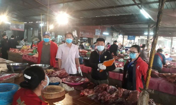 ອັດຕະປື ເຂັ້ມງວດ ພົບເຫັນການຂຶ້ນລາຄາ ໄລຍະ ໂຄວິດ-19 ລະບາດ ແຈ້ງສາຍດ່ວນ 1510