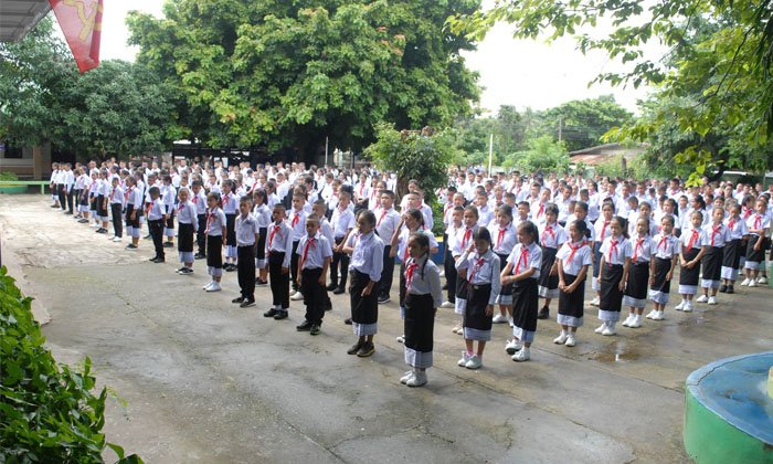 ບົດຄວາມ: ໃນມື້ເປີດສົກຮຽນໃໝ່