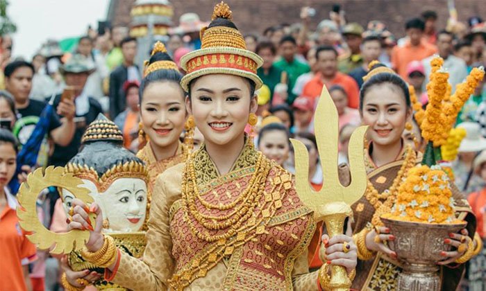 ງົດງາມຫລາຍ ພາບບັນຍາກາດພິທີແຫ່ນາງສັງຂານຫລວງພະບາງ ປະຈໍາປີ 2561