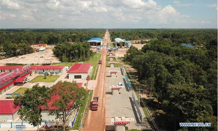ເປີດພາບຄວາມຄືບໜ້າຂົວທີ່ຍາວທີ່ສຸດໃນທາງລົດໄຟລາວ-ຈີນ ທີ່ກຳລັງກໍ່ສ້າງໃນປັດຈຸບັນ