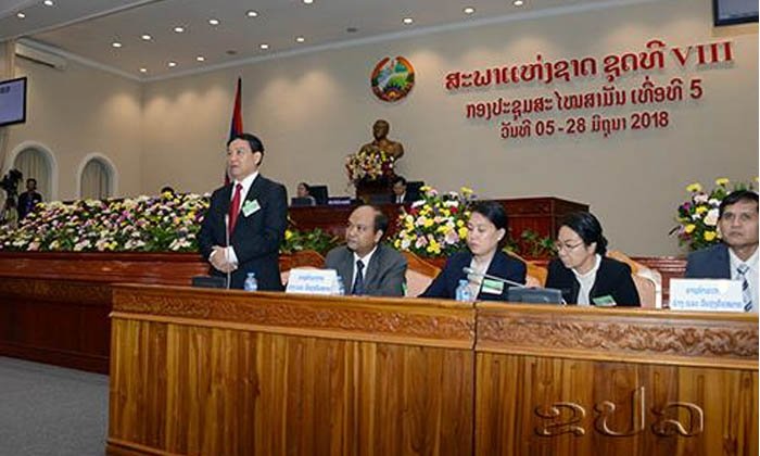 ອະນຸກຳມະການກົດໝາຍວ່າດ້ວຍປ້າຍ ຊີ້ແຈ້ງຂໍ້ຊັກຖາມຂອງ ສສຊ ກ່ຽວກັບການນຳໃຊ້ພາສາ ແລະ ການຄຸ້ມຄອງປ້າຍ