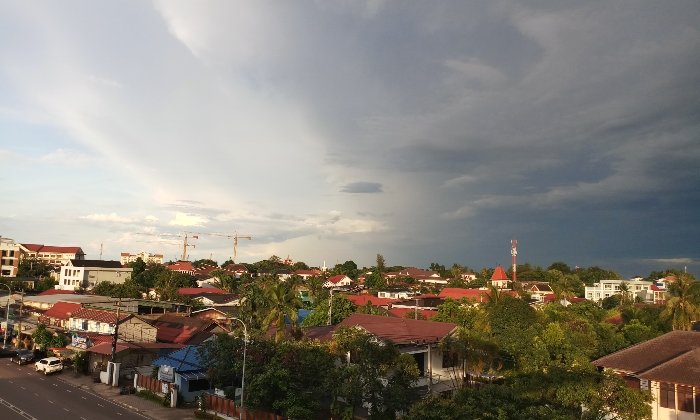 ແຈ້ງເຕືອນຝົນຕົກໜັກ ແລະ ລົມພັດແຮງຢູ່ພາກເໜືອດ້ານຕາເວັນຕົກ-ພາກໃຕ້ 11-16 ກໍລະກົດນີ້
