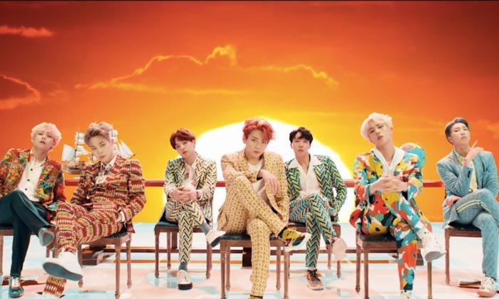 ກຸ່ມສິລະປິນເກົາຫຼີ BTS ປ່ອຍເພງ “IDOL” ພຽງ 4 ວັນຍອດວິວທະລຸກວ່າ 89 ລ້ານຄັ້ງ