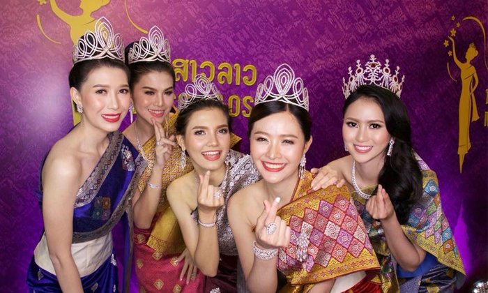 ງົດງາມທີ່ສຸດ 5 ນາງສາວລາວຮ່ວມໂຕກັນ ພ້ອມຊຸດໄໝທີ່ແສນສະຫງ່າ
