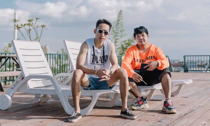 ຈາກດີເຈສູ່ນັກຮ້ອງ ຮູ້ຈັກ "MaoMunMusic" ກຸ່ມສິລະປິນຮິບຮັອບໄຟແຮງ ທີ່ມີດີກວ່າທີ່ຄິດ