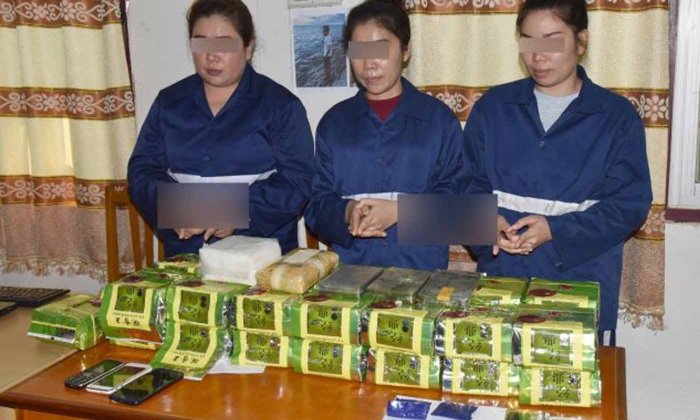 ຈັບຍິງສາວ 3 ຄົນ ພ້ອມຂອງກາງຢາບ້າ 6,500 ກວ່າເມັດ ແລະ ສິ່ງເສບຕິດອື່ນໆຈຳນວນຫຼາຍ
