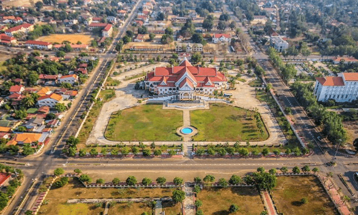 ອັດຕະປື ລຶບຊື່ພະນັກງານອອກຈາກພັກ 18 ສະຫາຍ ພ້ອມປະຕິບັດລະບຽບວິໄນອີກຫຼາຍສະຫາຍ