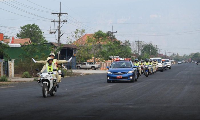 ອັດຕະປື ປ່ອຍຂະບວນຈະລາຈອນປ້ອງກັນສະກັດກັ້ນອຸບັດຕິເຫດໄລຍະປີໃໝ່ລາວ