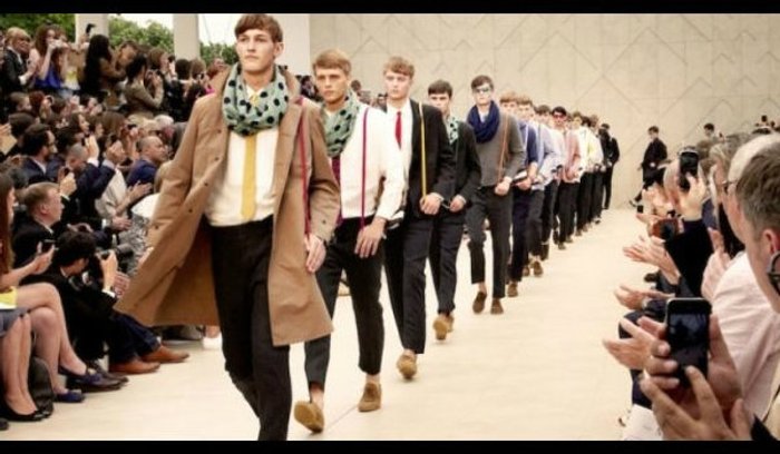 แฟชั่น Burberry Spring/Summer 2014