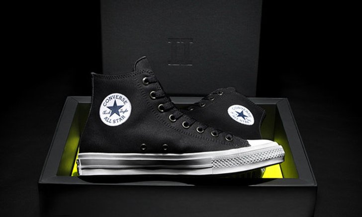 Converse ปรับปรุง Chuck Taylor เป็นครั้งแรกในรอบเกือบศตวรรษ