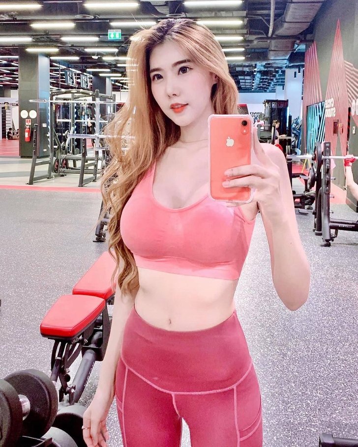 ครูเดียร์ ณัฐมา