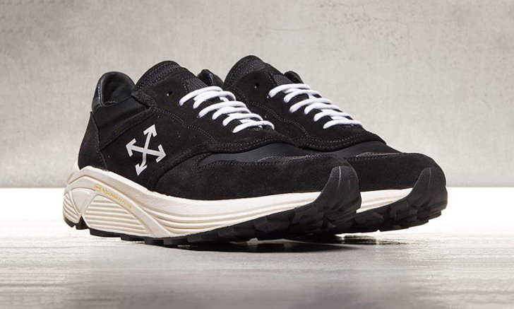 เปิดตัวรองเท้า 'Off White' ดีไซน์สุดคลาสสิค