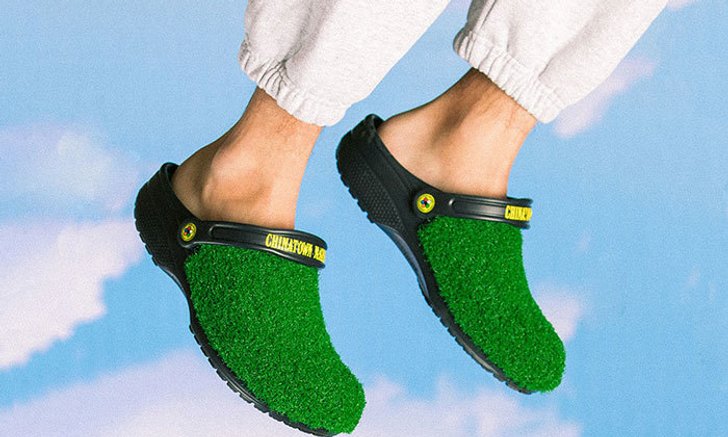 Chinatown Market x Crocs รองเท้าแตะดีไซน์สุดเก๋