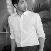 BUTTON UP