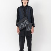 COMME des GARCONS BLACK 