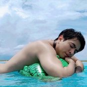 แซม ยุรนันท์