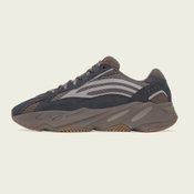 YEEZY BOOST 700 V2 MAUVE