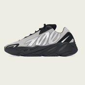 YEEZY BOOST 700 MNVN METALLIC