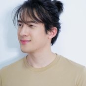 ทรงผมดาราชาย