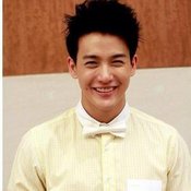 ดาราชายศัลยกรรม