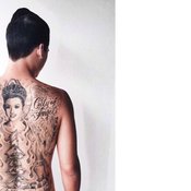 รอยสักดาราชาย