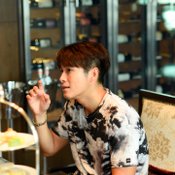 อาเล็ก ธีรเดช