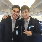  เจมส์ ชวิศ 