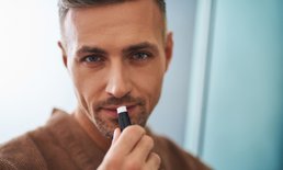 5 ลิปมันไม่ออกสี ผู้ชายก็ต้องพกไว้บ้าง