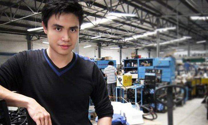 โจ แม่สาย ประภาสะวัต เจ้าของ "Versus Thailand" (เวอร์ซุส)