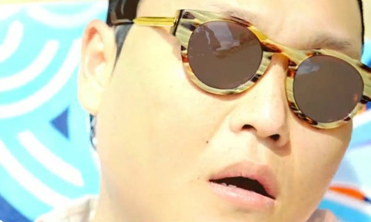 แว่นตาแบบ GANGNAM STYLE