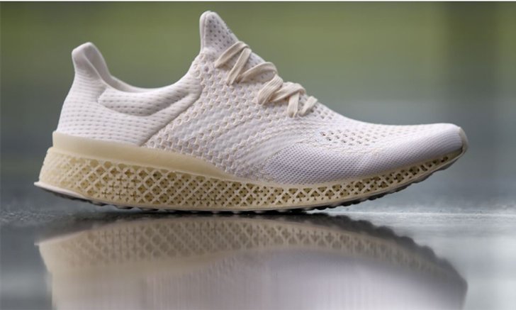 Adidas เปิดตัวโครงการรีไซเคิลรองเท้าจากพลาสติกเหลือใช้ 100%