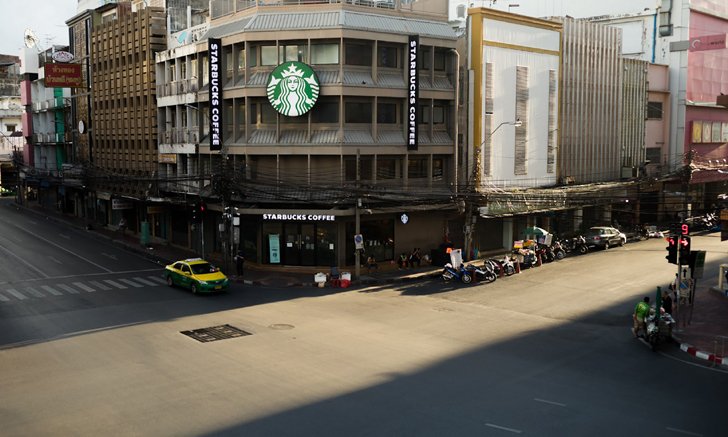 Leica Bangkok Captures บันทึกภาพกรุงเทพมหานคร ในวันที่ความเหงามาเยือน