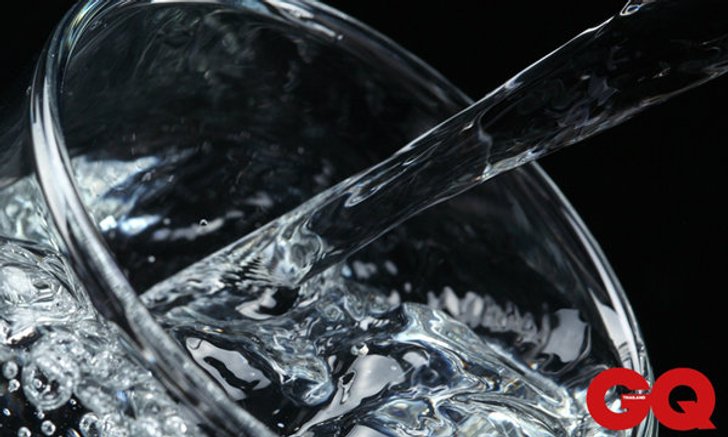 6 ความเสี่ยงจากน้ำดื่มที่คุณอาจยังไม่รู้