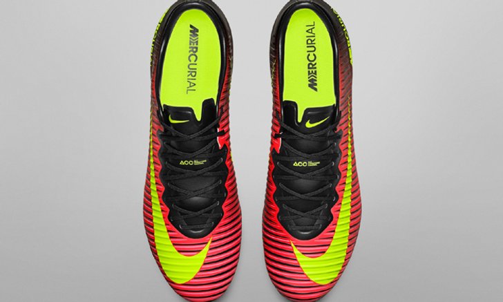ไนกี้ เมอร์คิวเรียล คอลเลคชั่น SPARK BRILLIANCE รองเท้าฟุตบอลรุ่นใหม่