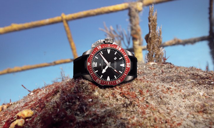 นาฬิกาดำน้ำสายพันธุ์แกร่ง Hamilton Khaki Navy Frogman 2016